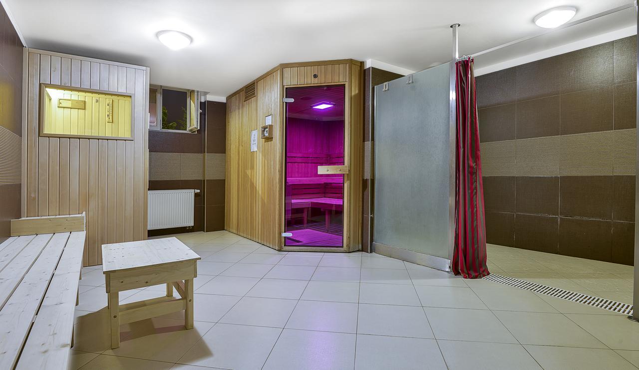 Continental 4*